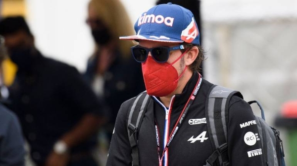 Diario HOY | Fernando Alonso se queja de los cambios de criterio de los comisarios