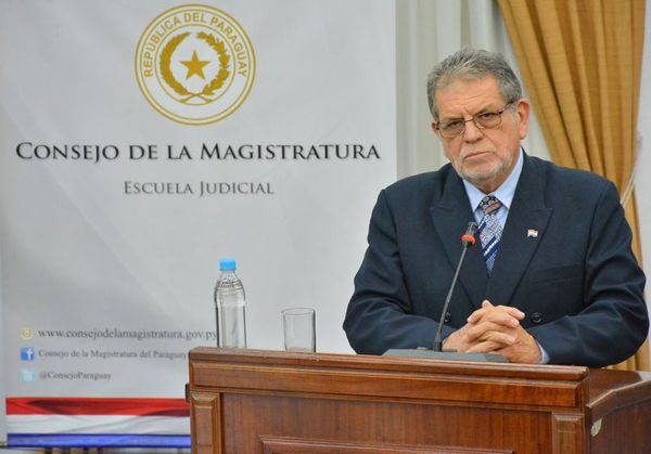 Juez que benefició a supuesto robacoches justifica arresto domiciliario por considerarse “garantista” - La Primera Mañana - ABC Color