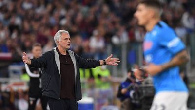 Los técnicos del Calcio se rebelan ante los árbitros - El Independiente