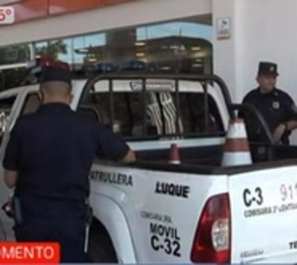 Asaltan con arma de fuego y un mazo una gasolinera en Luque - Paraguay.com