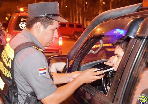Caminera detecta casi 500 ebrios en rutas del país •