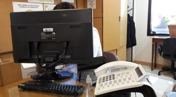 Cortan la línea telefónica al Congreso por deuda de casi G. 20 millones – Prensa 5