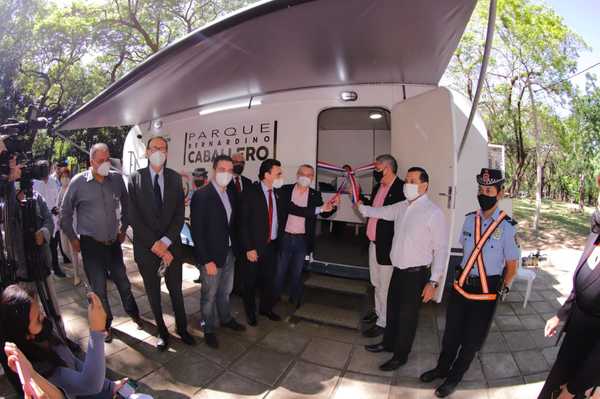 Gobierno Nacional inauguró Comisaría Móvil en el Parque Caballero - .::Agencia IP::.