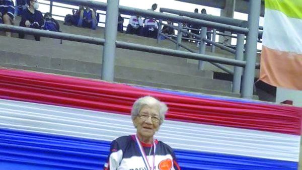 Ganó su primera medalla de oro a los ¡88 AÑOS!