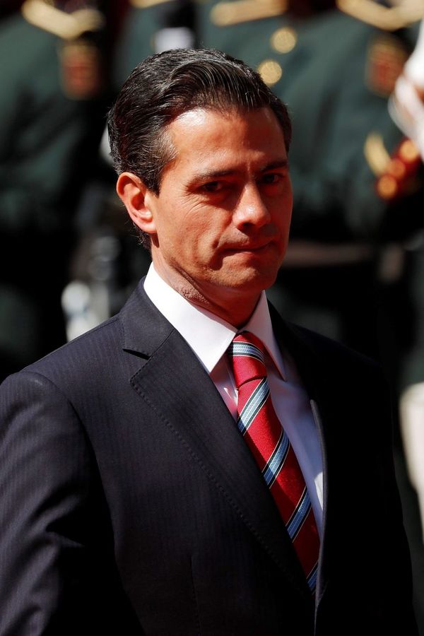Expresidente mexicano Peña Nieto es tachado de “ratero” durante viaje a Roma - Mundo - ABC Color