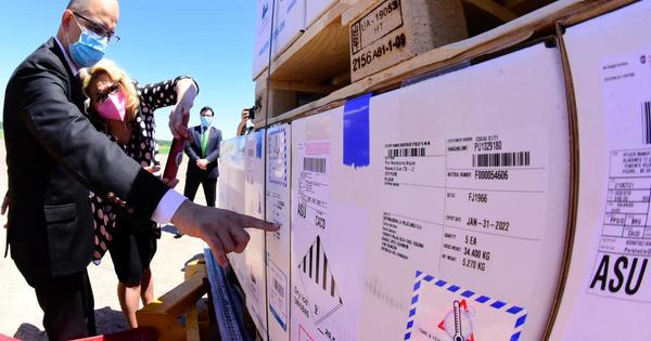 Covax: arribó al país nuevo lote con más de 200 mil dosis de Pfizer