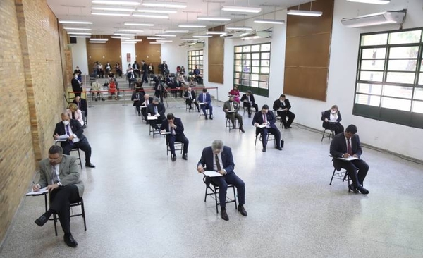 Diario HOY | Finalizó examen de conocimientos generales para candidatos a la Corte