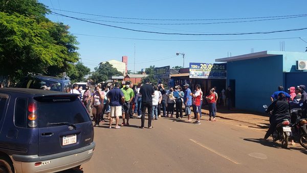 Comuna emplaza a aguatera Mers para reponer servicio - La Clave