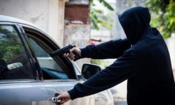 Asaltan a libanés en pleno microcentro de CDE y le roban USD 10.000 y un celular