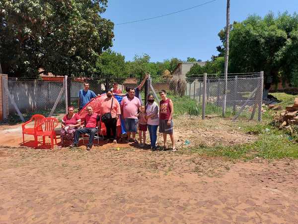 Pagó por su terreno en 1987, pero apareció otro que reclama como suyo » San Lorenzo PY