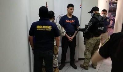 Diario HOY | Migraciones expulsa a cinco brasileños que forman parte del PCC