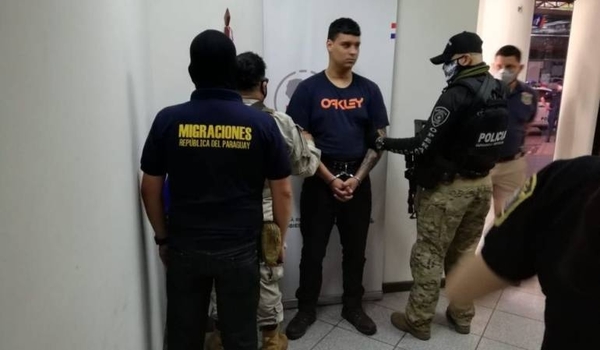 Diario HOY | Migraciones expulsa a cinco brasileños que forman parte del PCC