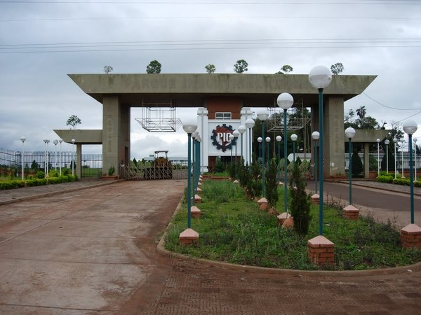 Venta de parque en Minga Guazú a autoridades de Taiwán “quebranta la Constitución”,afirma abogado | Ñanduti