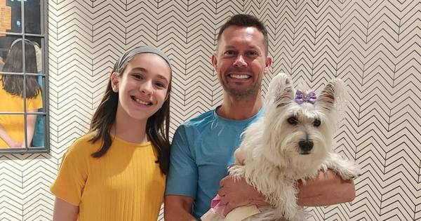 La Nación / Conocido médico e influencer agasajó a Coti con el “birthday dog” más top