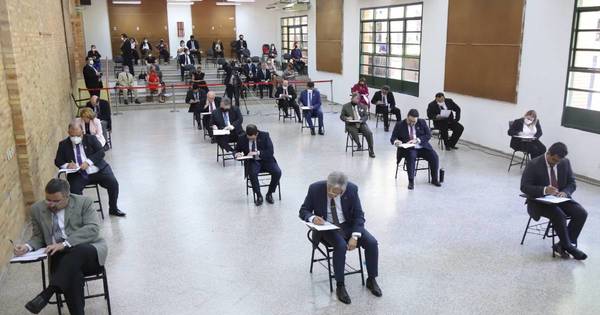 La Nación / Aspirantes a la Corte no logran alcanzar el máximo puntaje en conocimientos