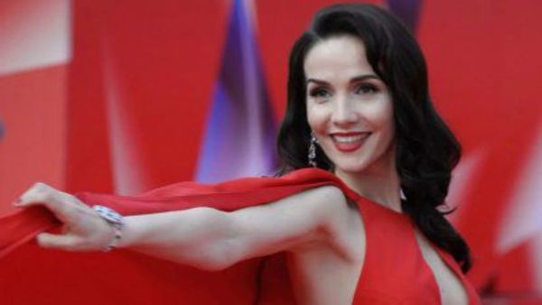 Putin le otorgó la ciudadanía rusa a "la muñeca brava"