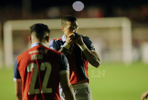 Cerro vence a Guaireña, sigue en la lucha por el título y llega confiado al clásico