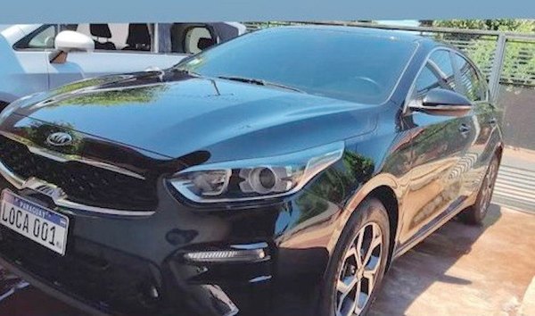 Crónica / Una historia de amor detrás del auto “LOCA”