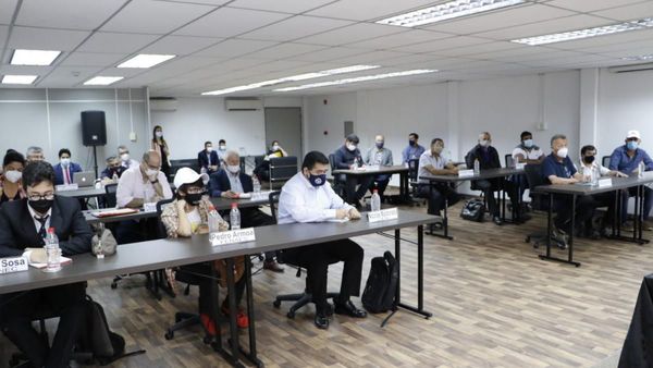 Familias rechazan extensión horaria para recuperar clases
