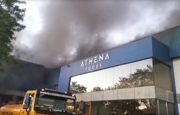Frigorífico de Tablada: registran incendio y fuga de gases