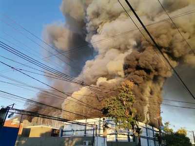 Incendio en frigorífico fue declarado “emergencia mayor” - Megacadena — Últimas Noticias de Paraguay