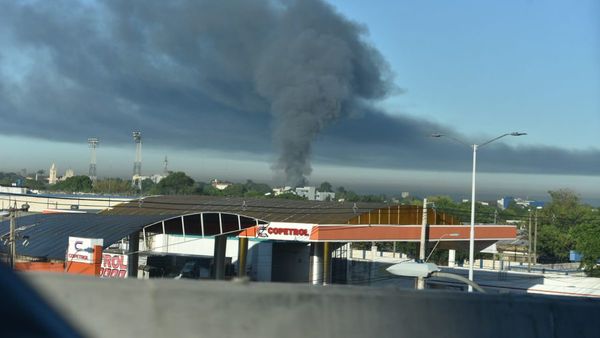 Neumólogo solicita precaución por el voraz incendio de frigorífico