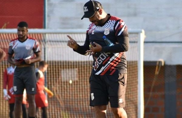 HABILITAN PRUEBAS DE JUGADORES EN EL CAMPEÓN