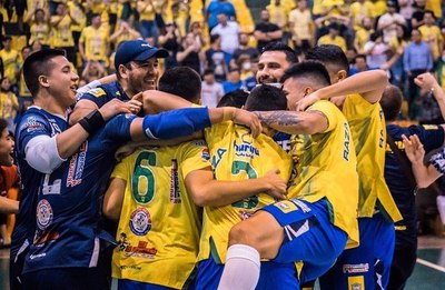 En polémico partido, Franco derrota a San Alberto para ser único líder