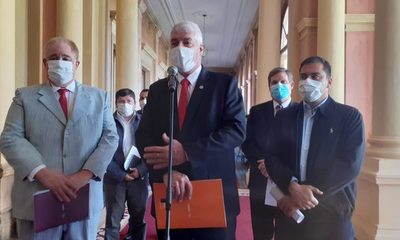 Comuna de CDE clausura salones de la Terminal por falta de pago de impuestos – Diario TNPRESS