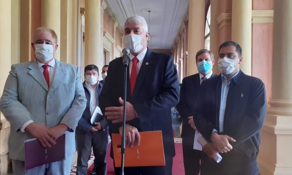 Comuna de CDE clausura salones de la Terminal por falta de pago de impuestos – Diario TNPRESS