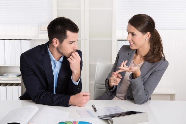 ¿Cómo dar un feedback constructivo a los colaboradores?