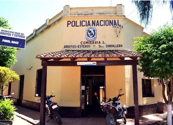 Feminicidio: La víctima murió desangrada por una puñalada, el autor se encuentra prófugo, ocurrió en Arroyos y Esteros