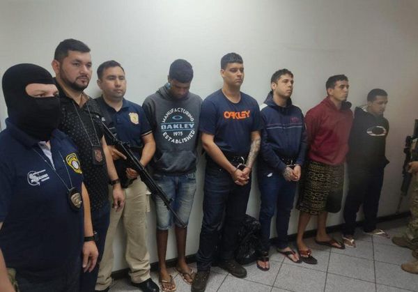 Cinco miembros del PCC detenidos en Pedro Juan Caballero fueron expulsados del país