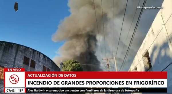 Revelan que no es la primera vez que se incendia un frigorífico del grupo Athena Foods - Megacadena — Últimas Noticias de Paraguay