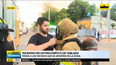 5 personas estarían atrapadas dentro del frigorífico incendiado - ABC Noticias - ABC Color