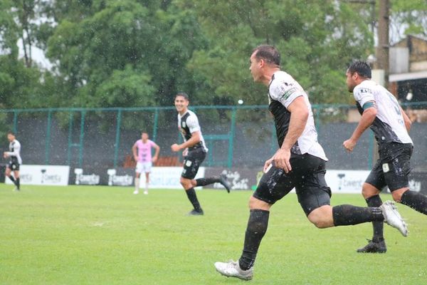 Intermedia: un cupo y medio en juego - Fútbol de Ascenso de Paraguay - ABC Color