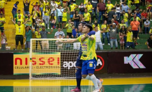 Franco triunfa en un emocionante juego ante San Alberto