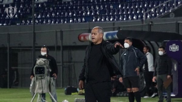 Francisco Arce, feliz por ganar a un equipo muy práctico
