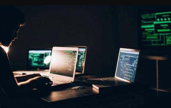 En operativo mundial contra la dark web detienen a 150 personas