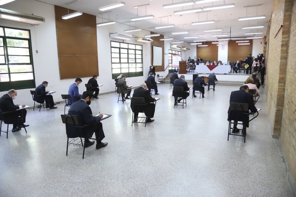 Esta tarde CM sesionará para tratar las reconsideraciones presentadas por postulantes a ministros | Ñanduti