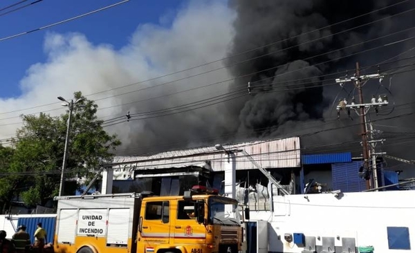 Diario HOY | Incendio en frigorífico: descartan amoníaco pero detectan altos niveles de dióxido de azufre