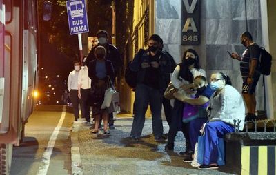 Sedeco multa a 17 empresas de transporte público por aglomeración y reguladas  - Nacionales - ABC Color