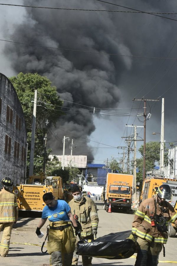 Fue leve, pero sí hubo pérdida de amoníaco, afirma bombero - Nacionales - ABC Color