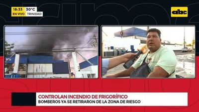 Controlan incendio en frigorífico Athena Foods, pero las calles continúan cerradas - Crimen y castigo - ABC Color