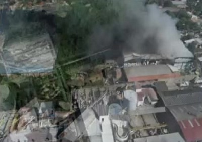 Tablada Nueva: Incendio arrasó con un frigorífico - SNT