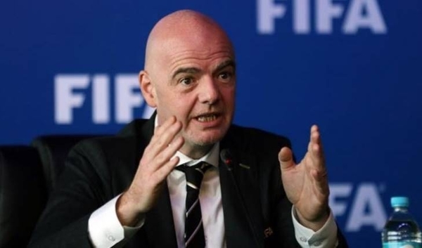 Diario HOY | Infantino pide a comunidad de fútbol solidaridad con refugiados afganos