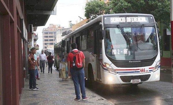 Crónica / Sedeco “castiga” a 17 empresas de transporte