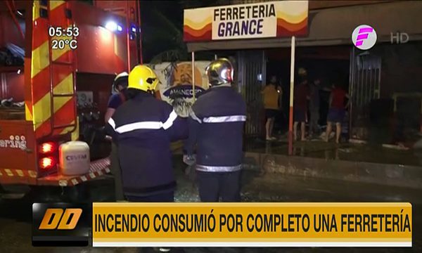 Incendio consumió por completo una ferretería en Luque | Telefuturo