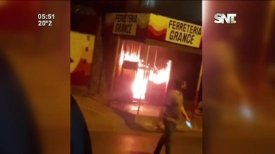 Incendio de Ferretería en Fernando de la Mora - SNT