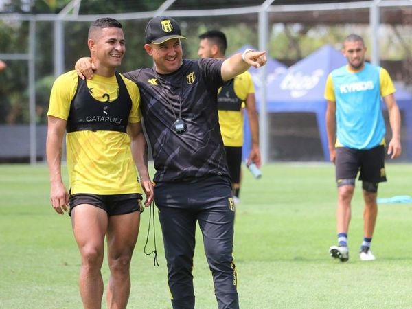 Javier Acosta y ¿convocan a Rodi Ferreira a la selección? - Guaraní - ABC Color